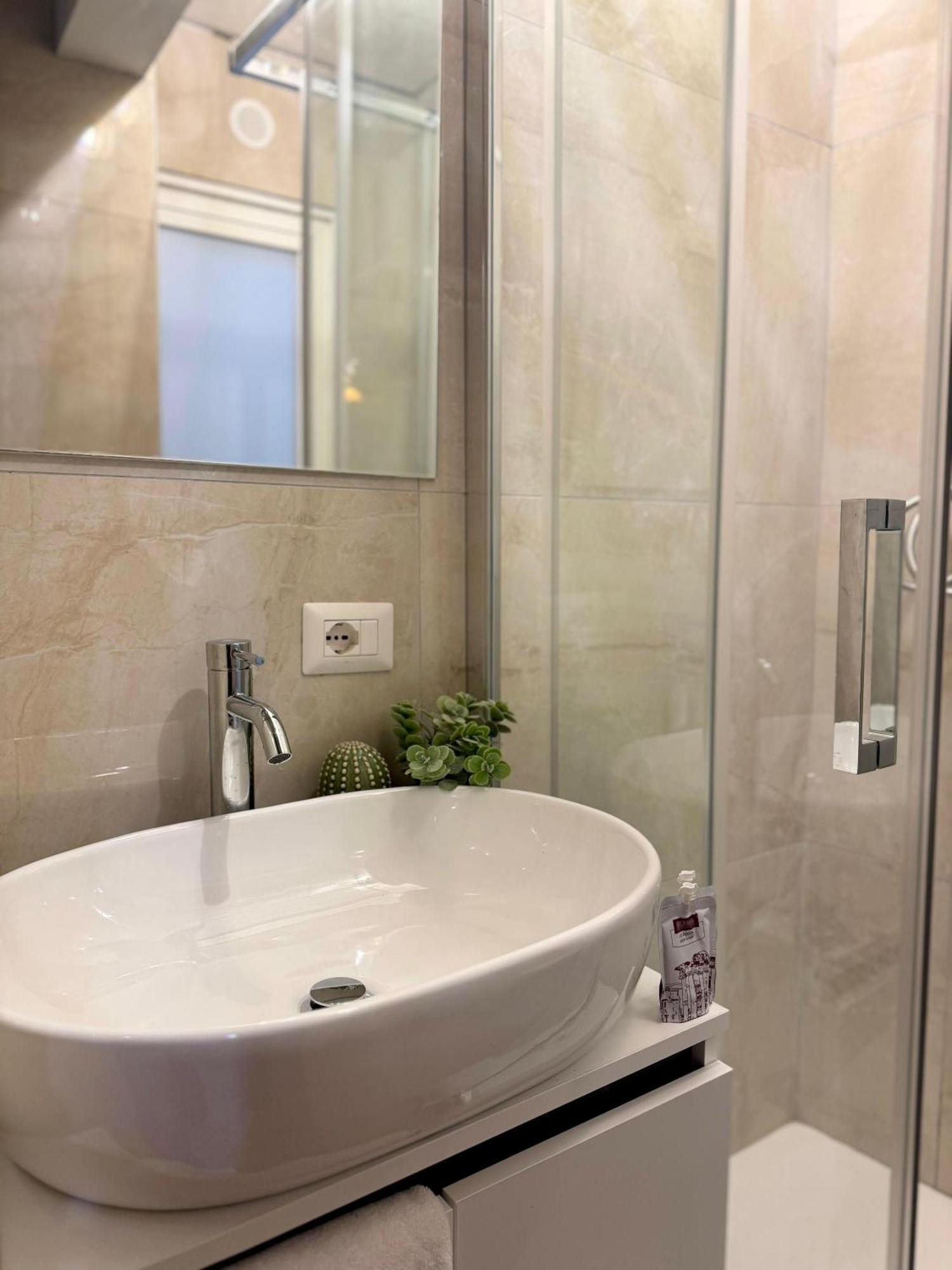 Leonina 75 Holidays โรม ภายนอก รูปภาพ